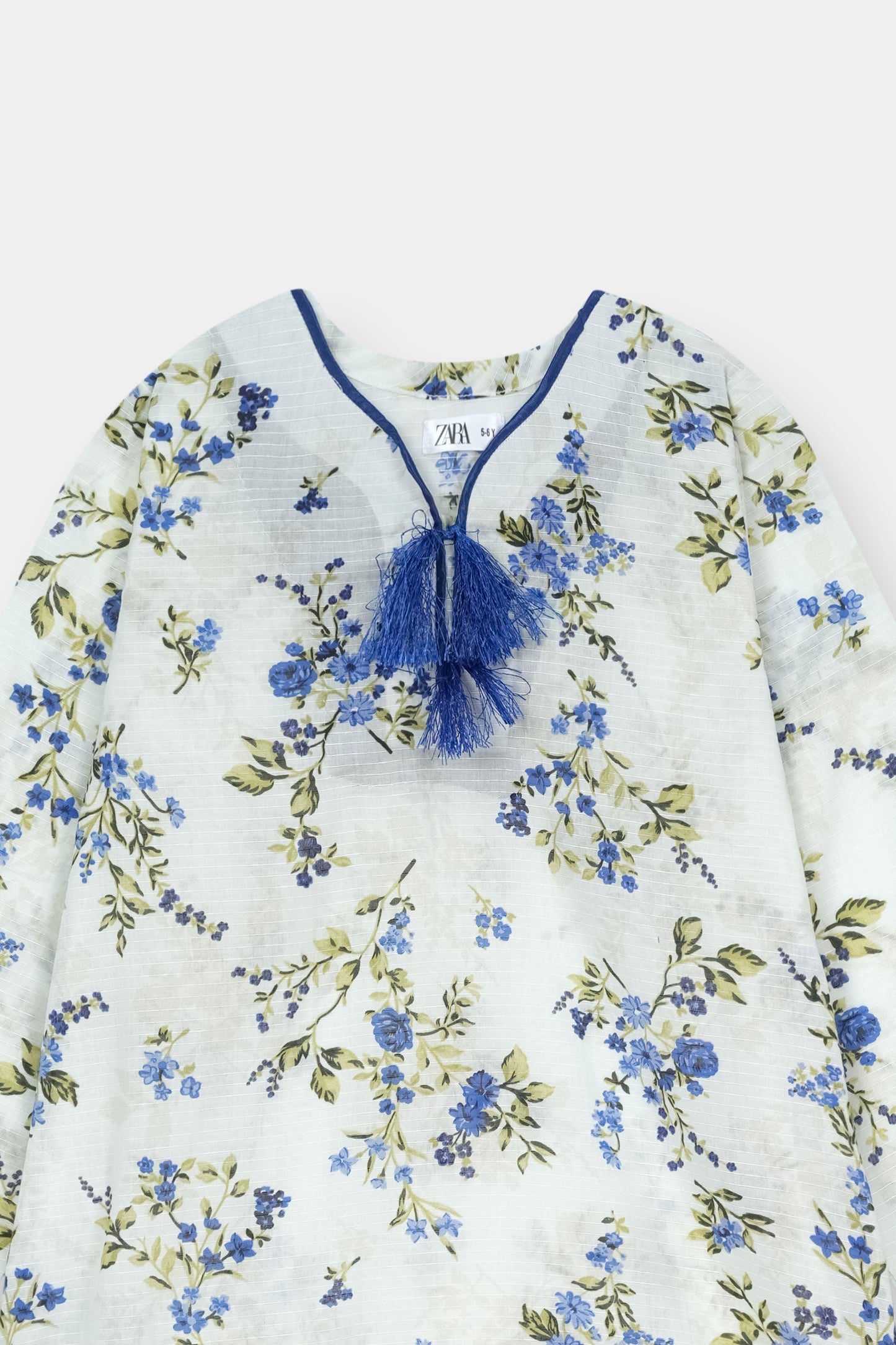 Elegant Girls Blue Floral Kurta Trouser Outfit Set