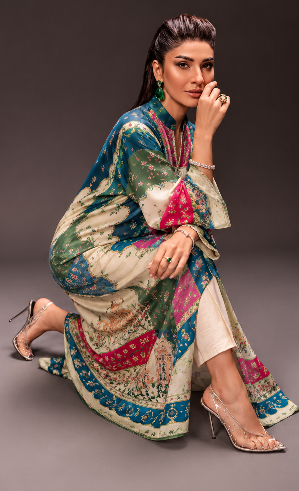 Emerald Elegance Multicolor Silk Kaftan