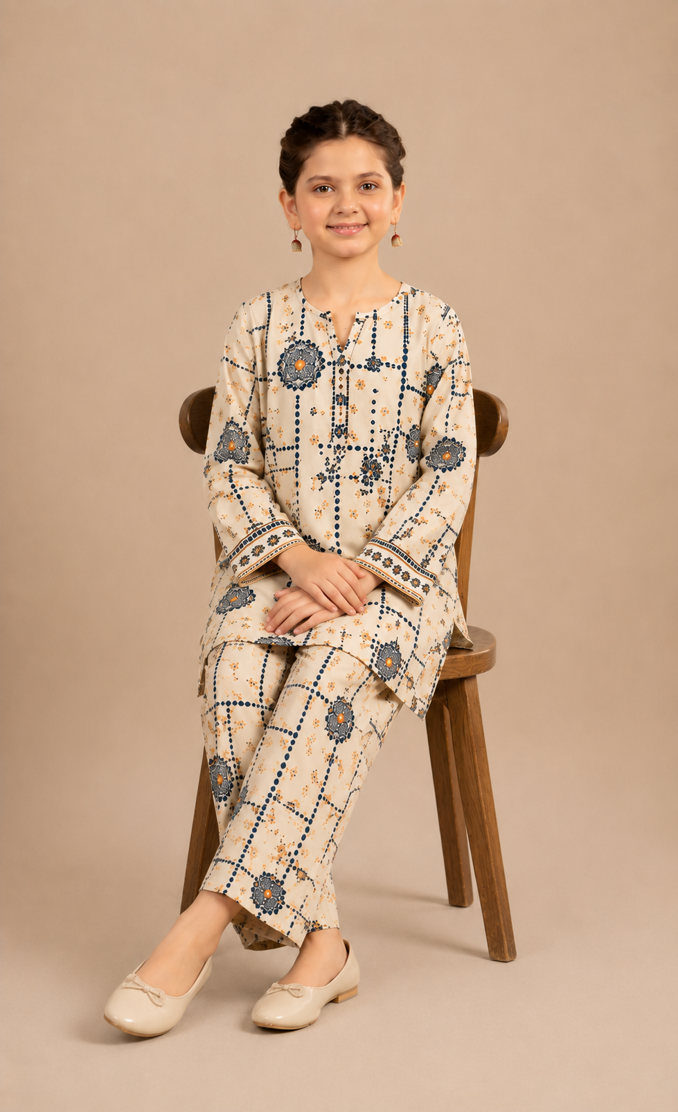 Beige & Navy Printed