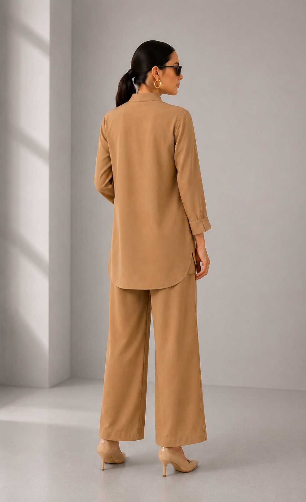Beige Minimal